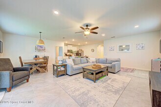 1342 Mineral Lp Dr NW in Palm Bay, FL - Building Photo - Building Photo