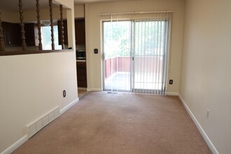 447 W Swallow Rd in Fort Collins, CO - Building Photo - Building Photo