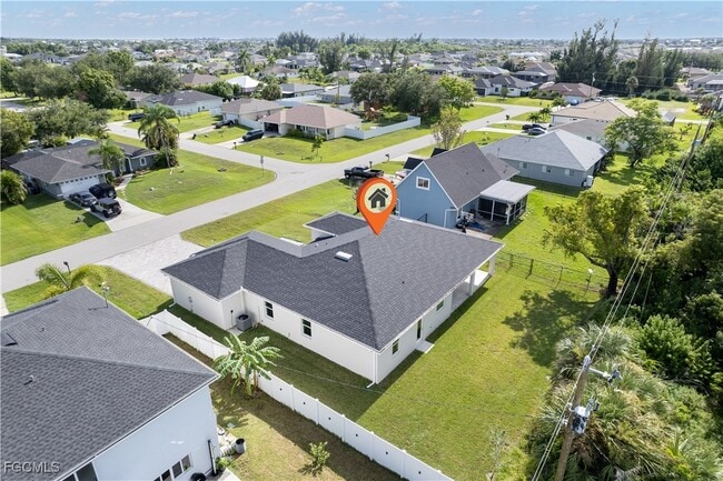 property at 521 NW 5th St