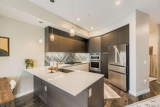 4200 W 17th Ave, Unit 417 in Denver, CO - Building Photo - Building Photo