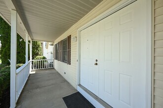 4367 Bunker Ln in Stow, OH - Foto de edificio - Building Photo