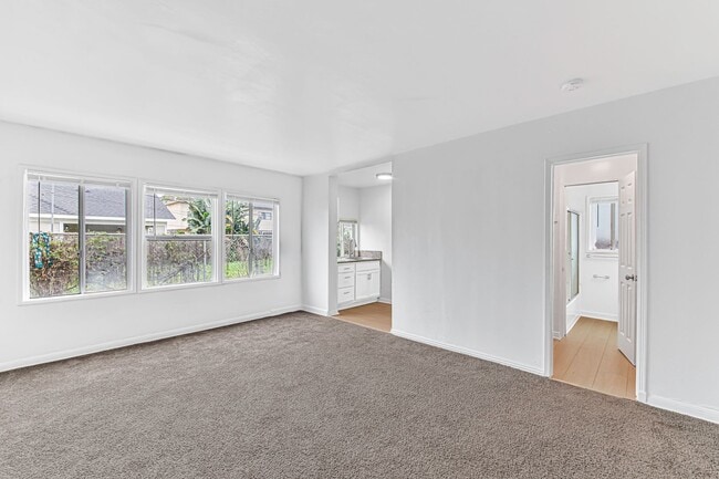 530 W 9th St in Long Beach, CA - Foto de edificio - Building Photo