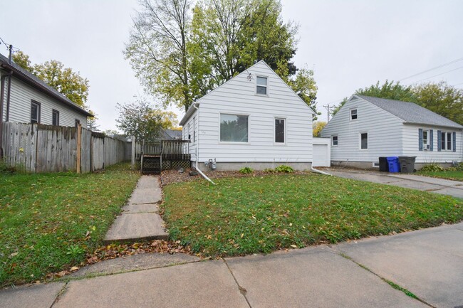 property at 120 11th St NW