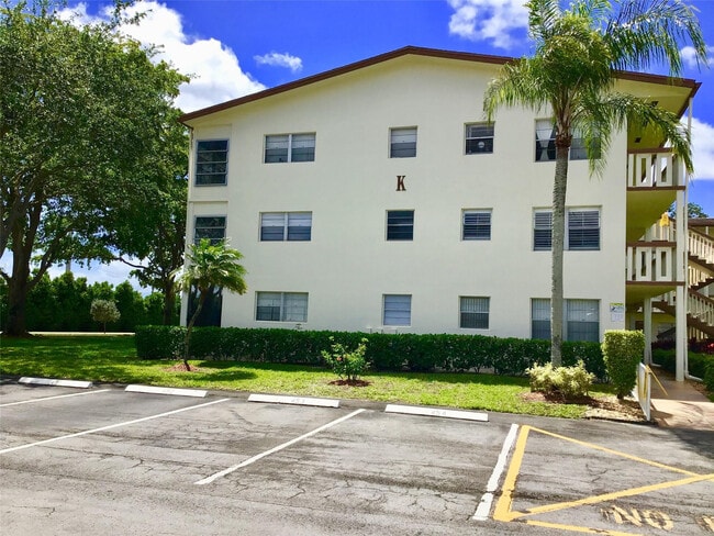 438 Mansfield K in Boca Raton, FL - Building Photo - Building Photo