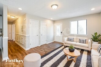 1506 Spender Dr, Unit 02 in Norcross, GA - Foto de edificio - Building Photo