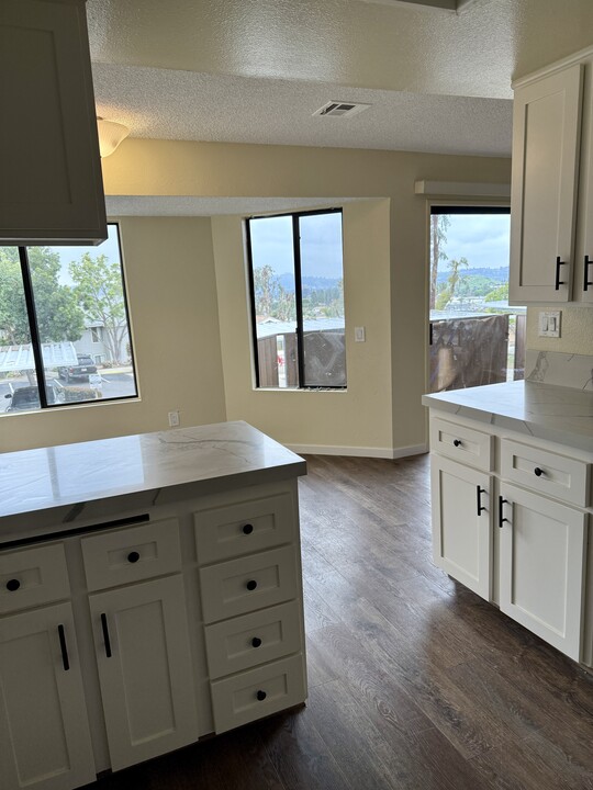 1388 Villa Glen Ln, Unit El Cajon Park Villas in El Cajon, CA - Foto de edificio