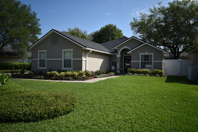property at 1013 Buttercup Dr