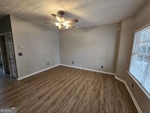 165 Prescott Ct in Newnan, GA - Building Photo - Building Photo