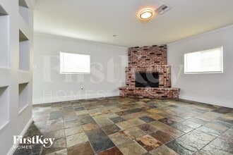 321 Redstone St in Las Vegas, NV - Building Photo - Building Photo