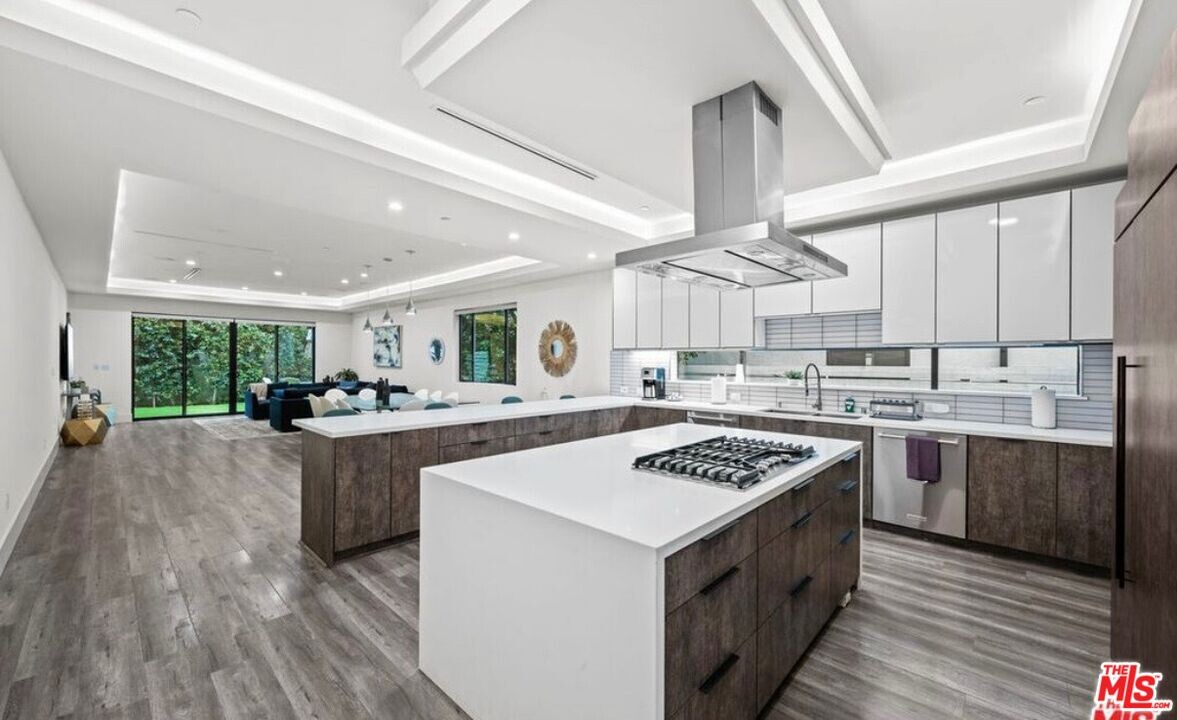 1622 S Bedford St in Los Angeles, CA - Building Photo
