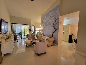 5290 Europa Dr-Unit -F in Boynton Beach, FL - Building Photo - Building Photo