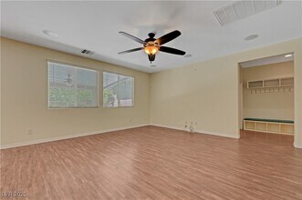 7029 Chestnut Valley St in Las Vegas, NV - Building Photo - Building Photo