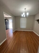 6293 Lakehaven Dr in Fayetteville, NC - Foto de edificio - Building Photo