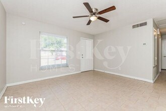 5540 Lesser Dr in Orlando, FL - Building Photo - Building Photo
