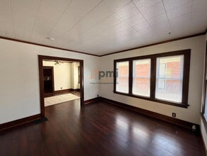 215 N Woodland Ave in Michigan City, IN - Building Photo - Building Photo