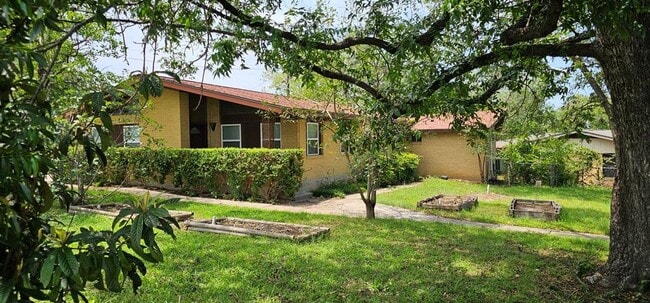 property at 5612 E Martin Luther King Jr Blvd