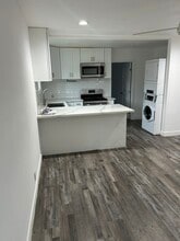 4600 W 170th St in Lawndale, CA - Building Photo - Building Photo