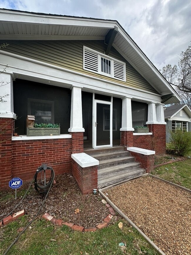 3211 Montview Dr in Chattanooga, TN - Building Photo - Building Photo