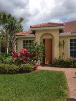 3242 NW 31st Terrace in Lauderdale Lakes, FL - Building Photo