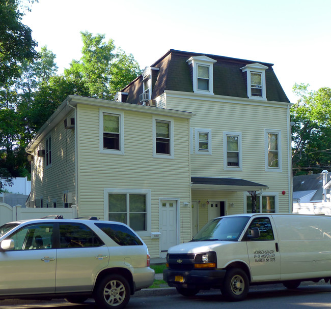 145 Landing Rd in Glen Cove, NY - Building Photo - Building Photo