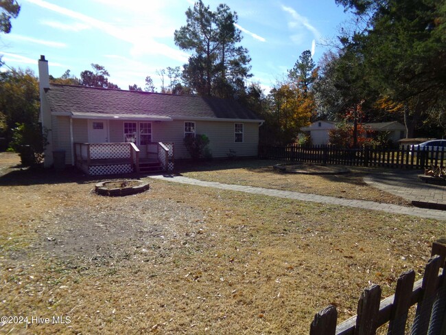 163 Mann Blvd in Newport, NC - Foto de edificio - Building Photo