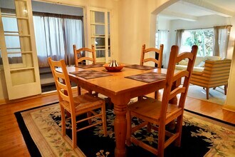 1224 S Longwood Ave in Los Angeles, CA - Building Photo - Building Photo