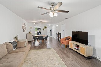 3604 Clawson Rd in Austin, TX - Building Photo - Building Photo