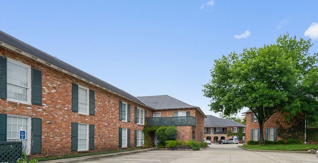 The Patrician in Baton Rouge, LA - Foto de edificio - Building Photo