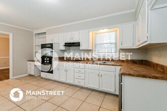 7056 Atherton Cove in Memphis, TN - Foto de edificio - Building Photo