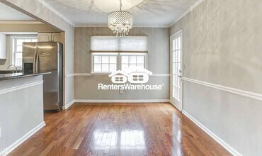 6520 Roswell Rd in Sandy Springs, GA - Foto de edificio - Building Photo