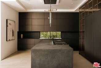 2180 Stradella Rd in Los Angeles, CA - Building Photo - Building Photo