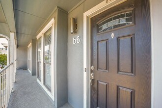 630 W Canty St in Dallas, TX - Building Photo - Building Photo