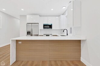 2626 W 21st St in Chicago, IL - Building Photo - Building Photo