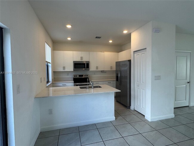 13379 SW 287th St in Homestead, FL - Building Photo - Building Photo