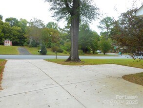 8917 Nottoway Dr in Charlotte, NC - Building Photo - Building Photo
