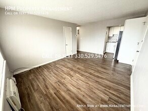21955 Miles Rd in Cleveland, OH - Building Photo - Building Photo