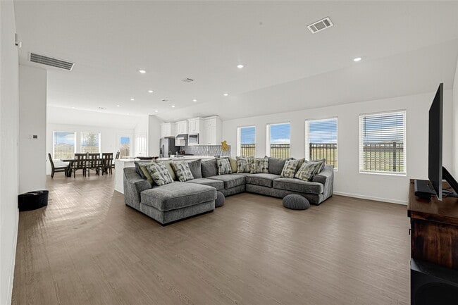 property at 27711 Seascape Vlg Dr