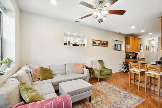 1722 W Ohio St in Chicago, IL - Building Photo - Building Photo