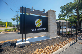 The Annex in San Antonio, TX - Building Photo - Building Photo