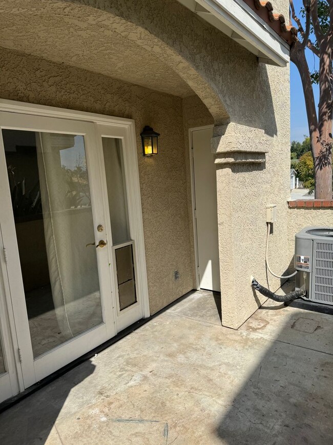 201 Laurel Ave in Brea, CA - Building Photo - Building Photo