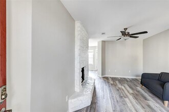 1740 Timber Ridge Rd in Austin, TX - Building Photo - Building Photo