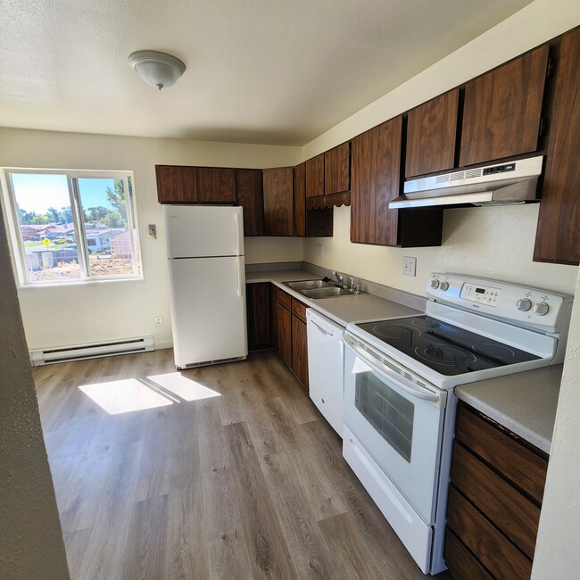 property at 1445 E Teton Blvd