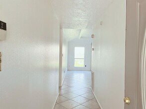 10603 Village Trail Dr in Houston, TX - Building Photo - Building Photo