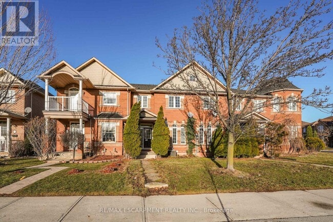 property at 461 Highway No 8 Hwy