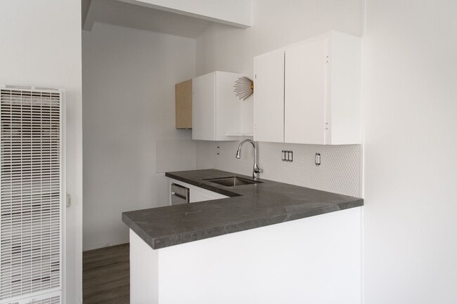 605 2nd St in Pacific Grove, CA - Building Photo - Building Photo