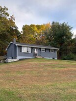 208 Coolidge Way, Unit 208 in Saylorsburg, PA - Building Photo