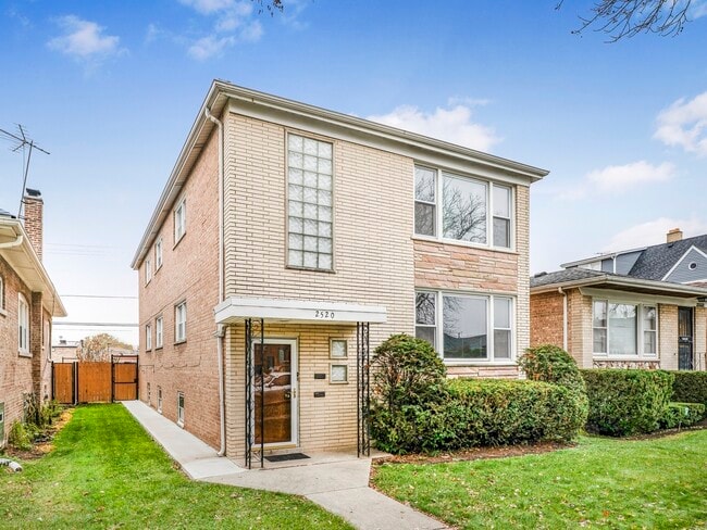 property at 2520 N Neva Ave