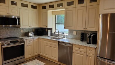 3932 Sunshine Ave in Sarasota, FL - Building Photo - Building Photo