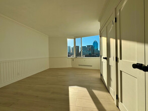 330 Beacon St, Unit 16 in Boston, MA - Building Photo - Building Photo