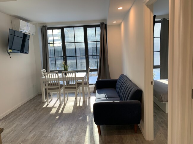 property at 433 W 53rd St